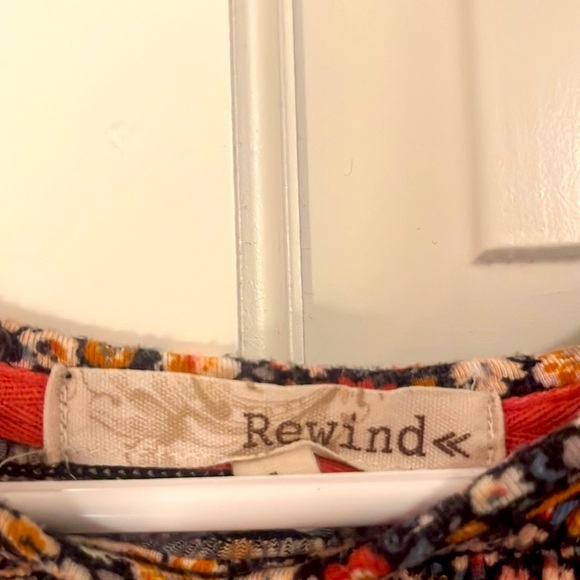 Rewind Floral Print Short-Sleeve Tee - Picture 5 of 5